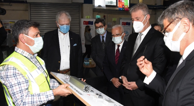 Model Fabrika’da ilk sertifika heyecanı
