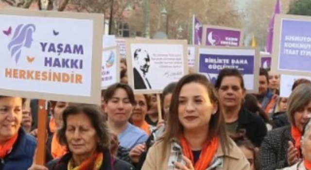 Efes'te toplumsal eşitliğe adım adım