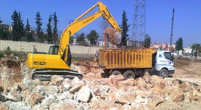 Buca’da Kaçak Moloza Geçit Verilmedi