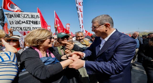 “İzmir’in o gün her yaştan insanı ile orada olmalı”