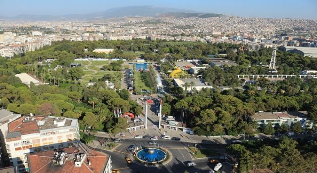 Başkan Tugay'dan Kültürpark için daha çok yeşil alan mesajı