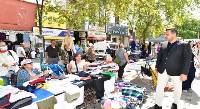 Çiğli’de 2. El eşya ve kıyafet kermesi yoğun ilgi gördü