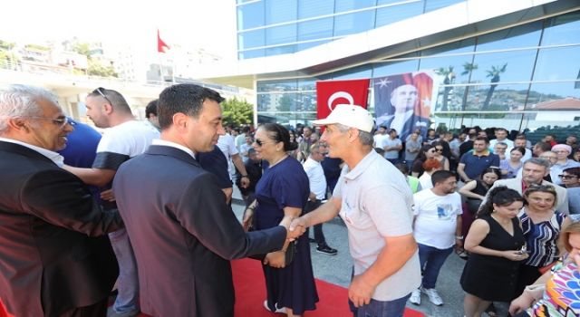 Başkan Önal: Bu kenti emeklerinizle güzelleştiriyoruz