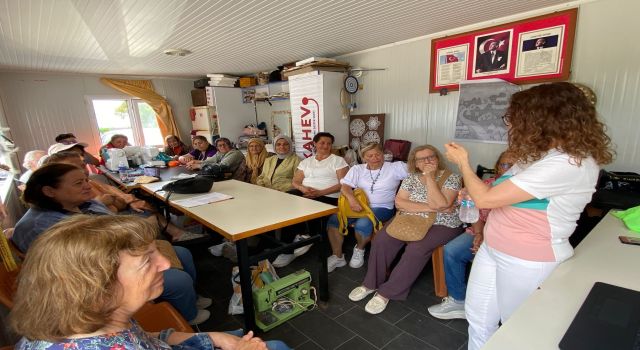 Mahallelerde Kadın Sağlığı buluşmaları sürüyor