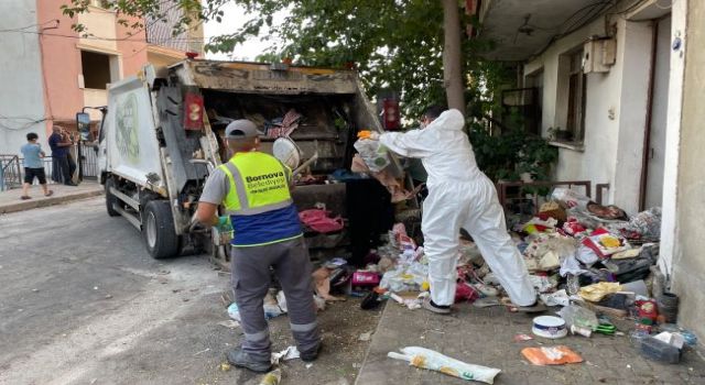 Çöp ev temizlendi, yedi yıllık kabus son buldu