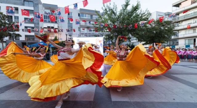 Halk Dansları Festivali’nden coşku dolu açılış ...