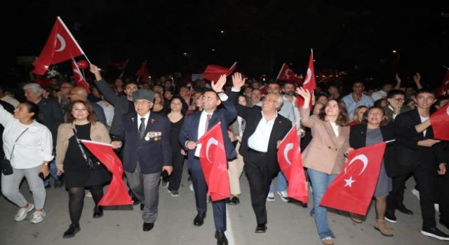 Cumhuriyet'in 102. Yılı Bayraklı'da coşkuyla kutlandı