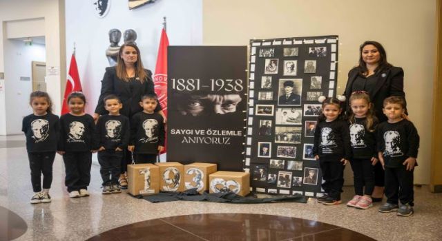 Bornova’da minik yüreklerden Atatürk’e duygusal anma