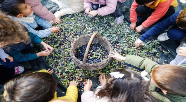 Seferihisar Belediyesi'nden örnek bir dayanışma projesi