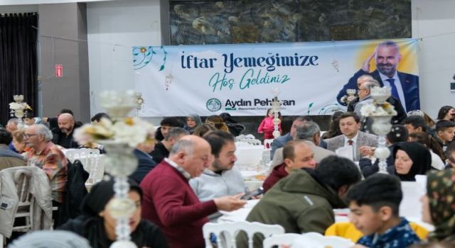 Pehlivan, Menemenlilerle gönül sofralarında buluştu