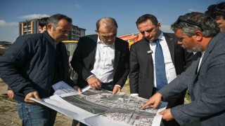 Bornova’da her alanda çalışmalar hız kesmiyor