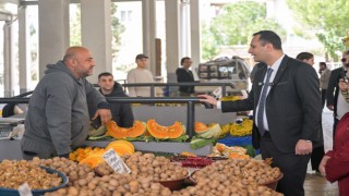 Bornova’da pazaryerlerine konfor geliyor