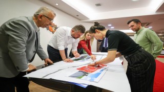 Buca sosyal demokrat belediyecilikle aydınlanıyor