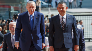 Erdoğan'dan Özel'e 'cuntacı' davası