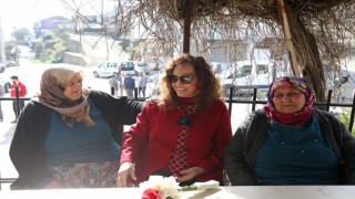 Karşıyaka Belediyesi’nden Sancaklı’da fidan dayanışması