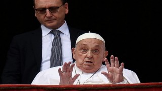 Papa Francis yaşama veda etti