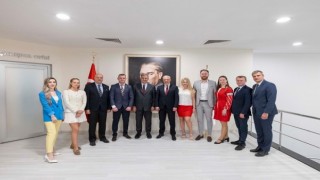 Başkan Tugay’ın diplomasi trafiği 