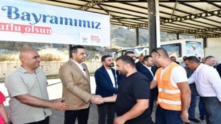 Başkan Yıldız, mesai arkadaşlarıyla bayramlaştı