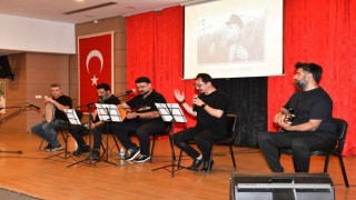 Çiğli’de Ahmed Arif’e vefa: Şiirlerle, türkülerle anıldı