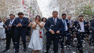 94. İEF muhteşem bir kortejle başladı 