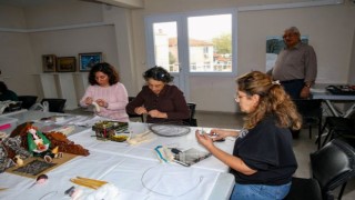 Çiğli’de kadınlar geleneksel sanatı geleceğe taşıyor