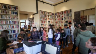 Bucalı çocuklar Cumhuriyet Kütüphanesi’ni keşfetti