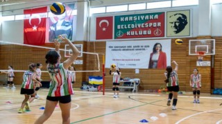 Karşıyaka Belediyesi’nden voleybol turnuvası