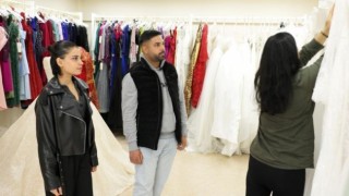 Bayraklı’da evlenecek çiftlere anlamlı destek