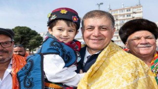 İzmir, çocuk politikalarında çıtayı yükseltiyor